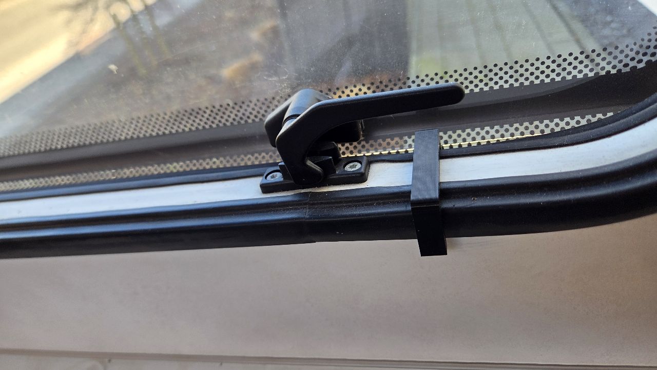 Fensterhaken für Wohnwagen / Wohnmobil / Camper Set 2 Stk.